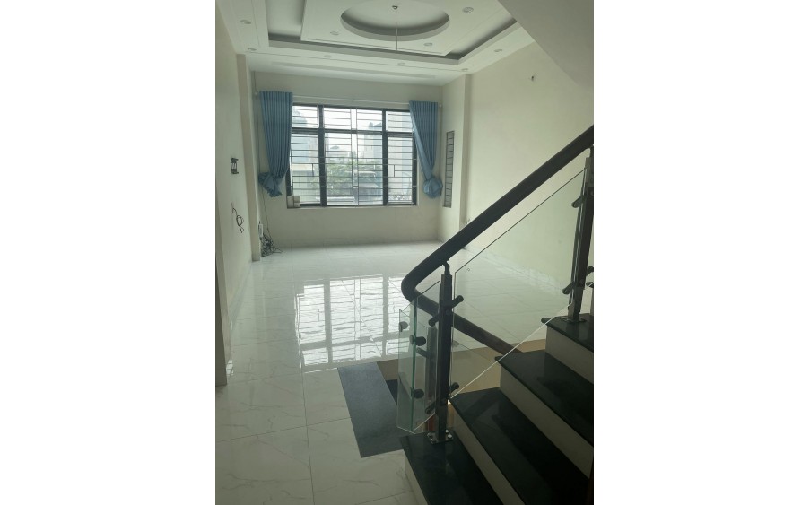 CHO THUÊ NHÀ LIỀN KỀ LA DƯƠNG, DƯƠNG NỘI, HÀ ĐÔNG, 95M2, 6 TẦNG, THANG MÁY VÙ VÙ, Ô TÔ ĐỖ CỬA, GIÁ 25 TRIỆU/THÁNG.